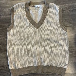Oak + Fort beige sweater vest
